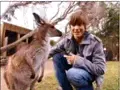 zac efron (cute) kissing kangaroooooo