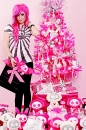 Audrey Kitchen/ Pink X-Mas Tree