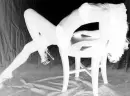 chair/girl